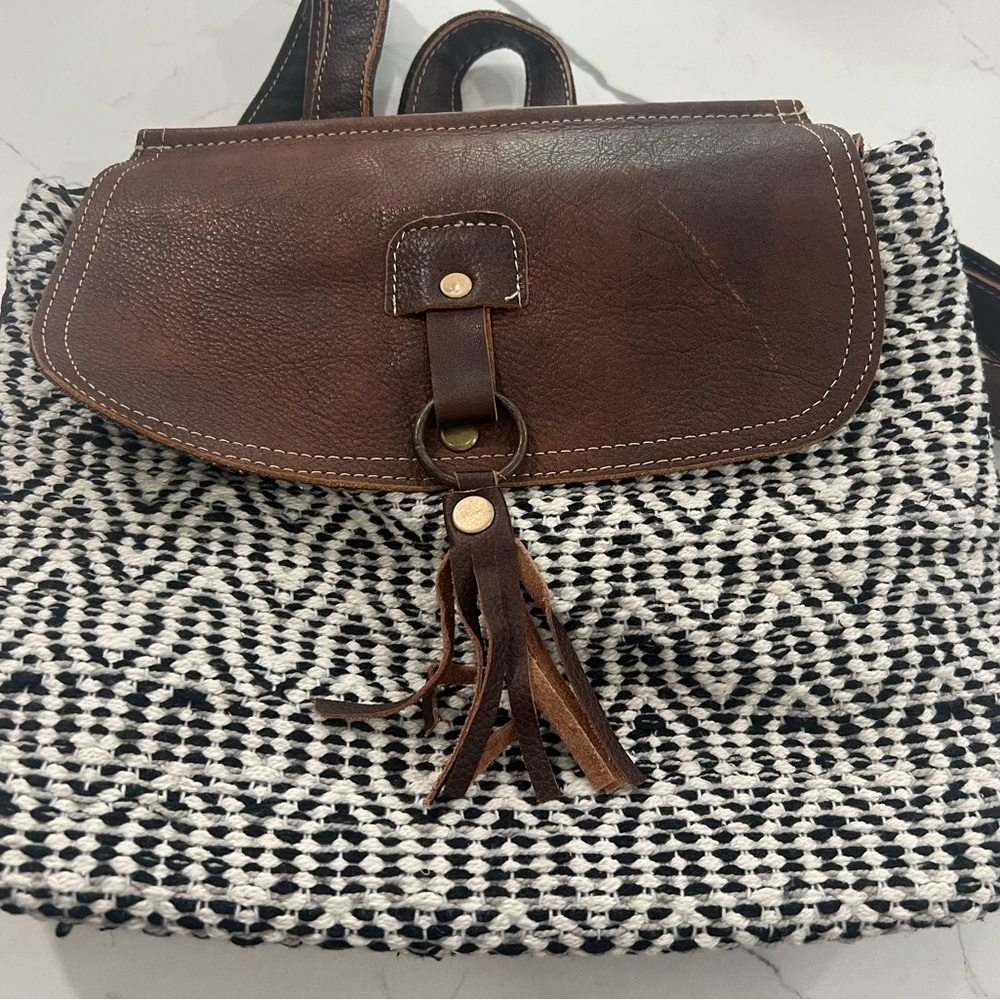 New Myra Handbags Leffis Backpack bag.